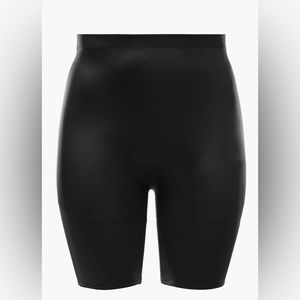 YITTY Shaping Highwaist Shorts